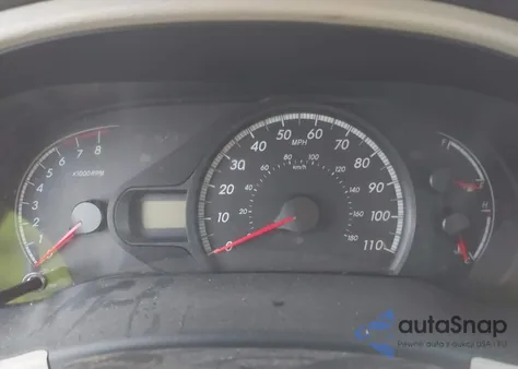 2012 Toyota Sienna Base 7 Passenger z USA, uszkodzony, nr VIN 5TDKA3DC0CS012176